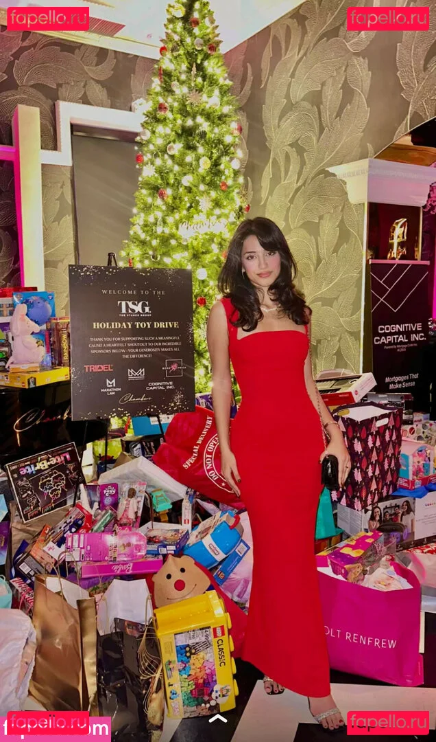 Melody Oz Onlyfans Photo Gallery 