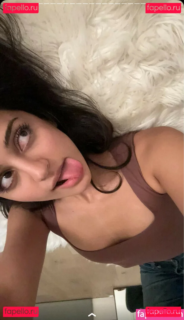 Melody Oz Onlyfans Photo Gallery 