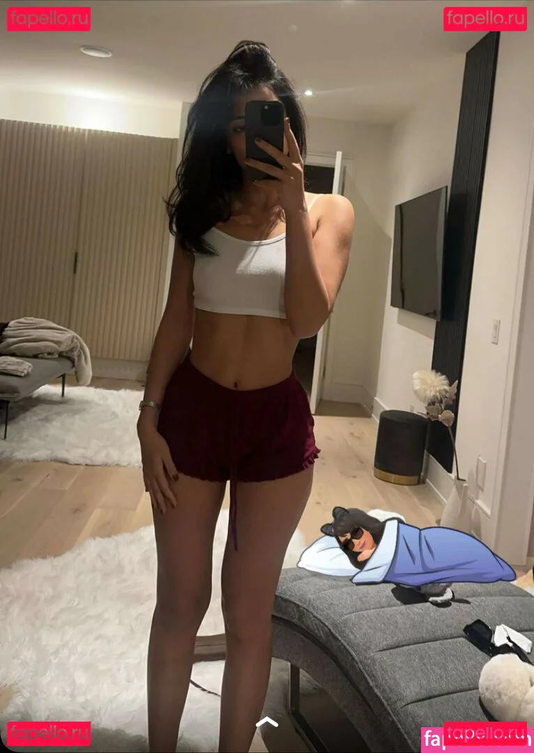 Melody Oz Onlyfans Photo Gallery 