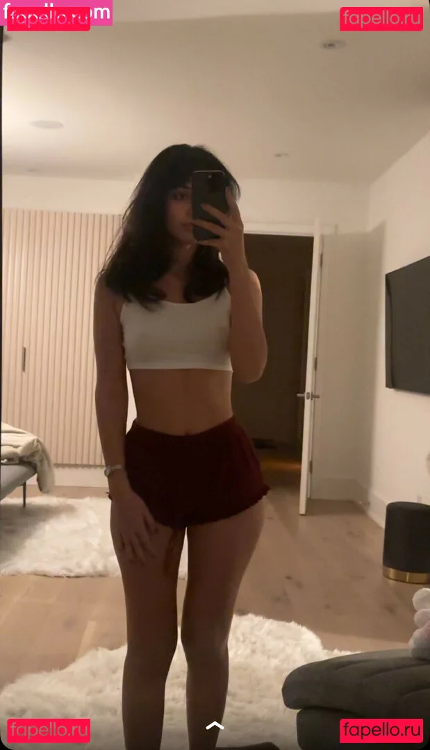 Melody Oz Onlyfans Photo Gallery 