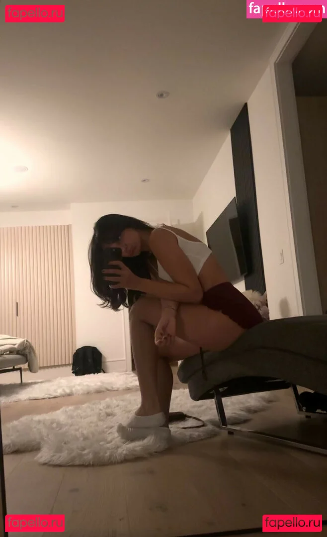 Melody Oz Onlyfans Photo Gallery 