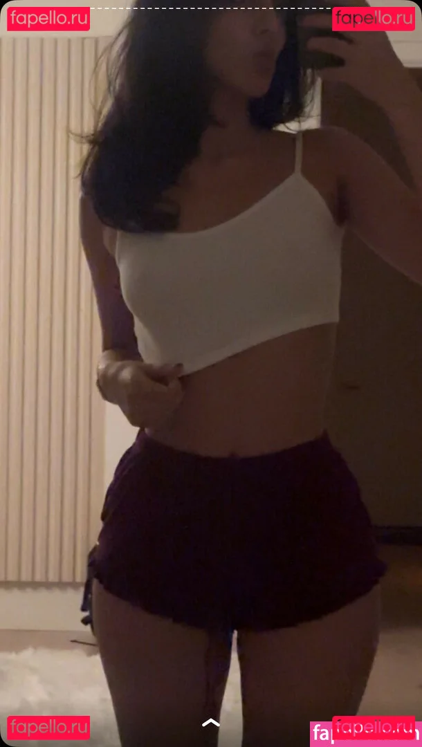 Melody Oz Onlyfans Photo Gallery 