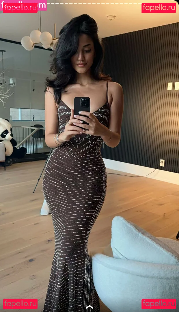 Melody Oz Onlyfans Photo Gallery 