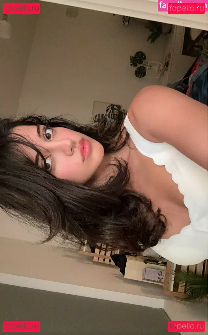 Melody Oz Onlyfans Photo Gallery 