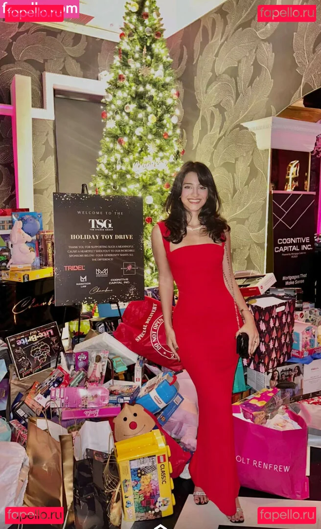 Melody Oz Onlyfans Photo Gallery 