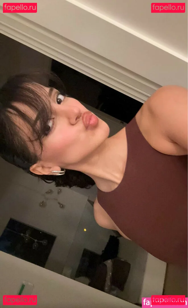 Melody Oz Onlyfans Photo Gallery 