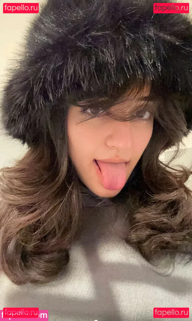 Melody Oz Onlyfans Photo Gallery 