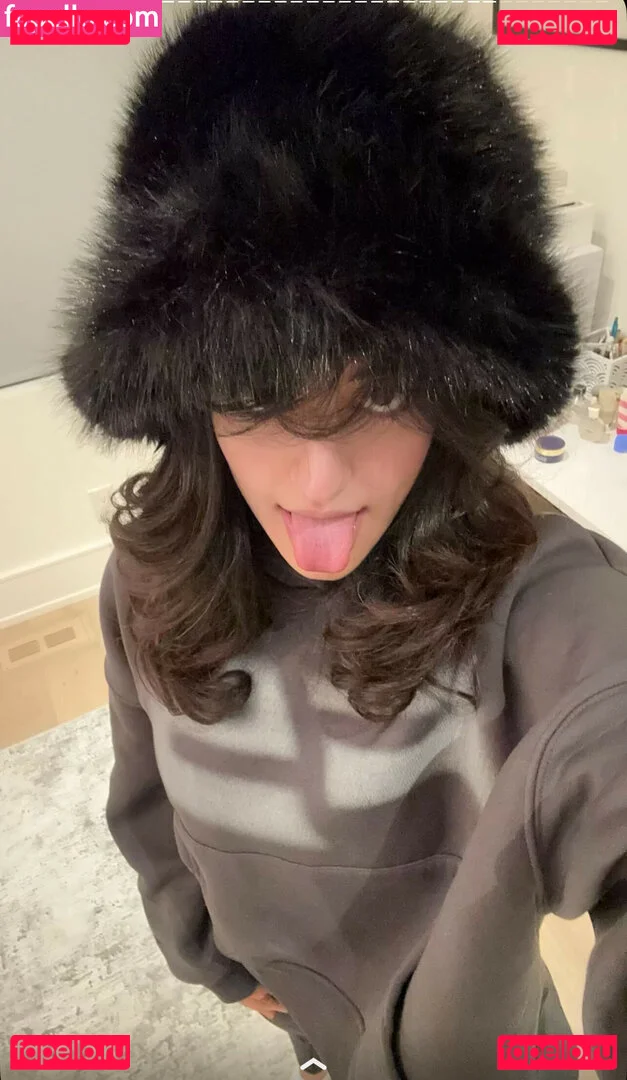 Melody Oz Onlyfans Photo Gallery 