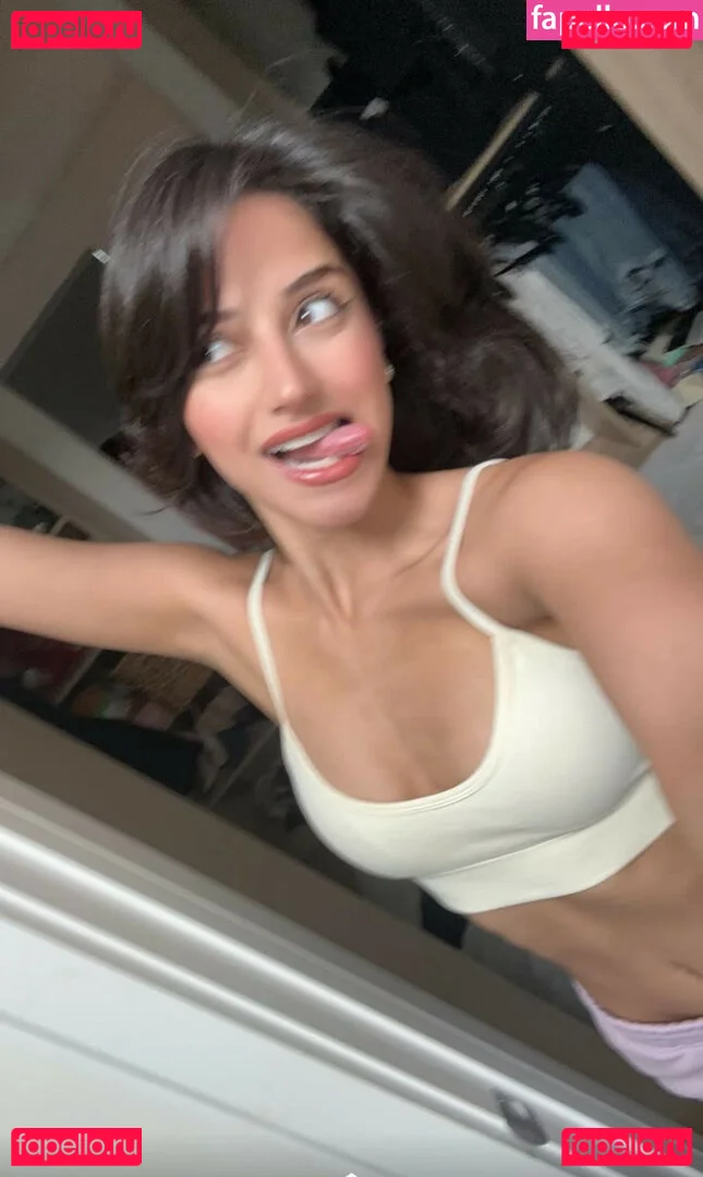 Melody Oz Onlyfans Photo Gallery 