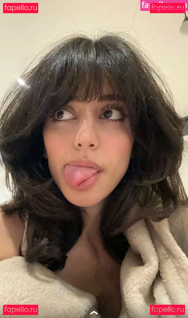 Melody Oz Onlyfans Photo Gallery 