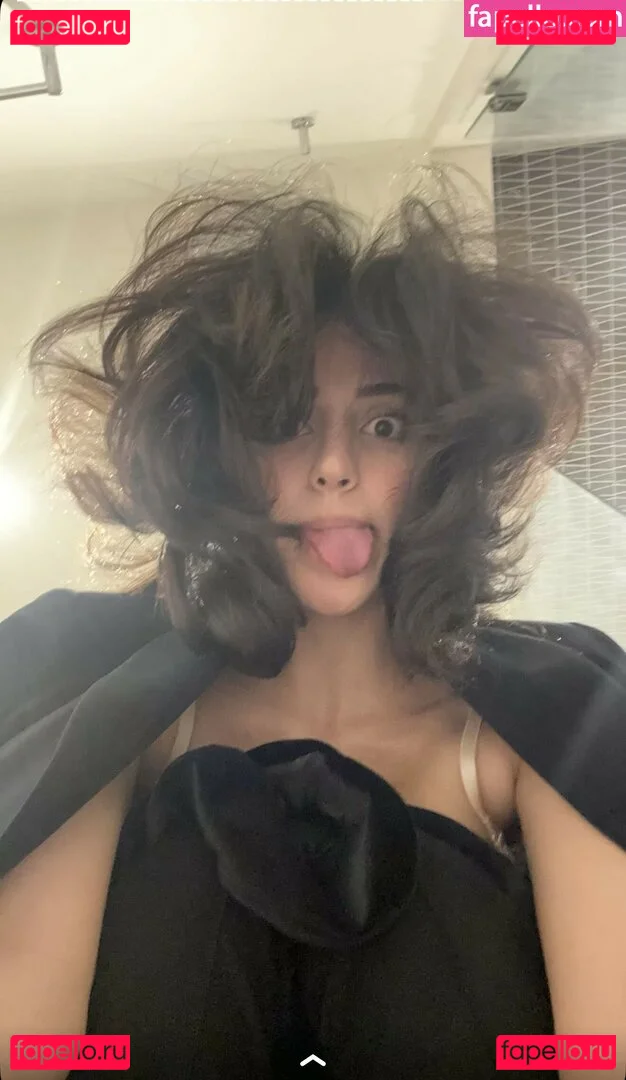 Melody Oz Onlyfans Photo Gallery 