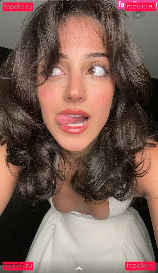 Melody Oz Onlyfans Photo Gallery 