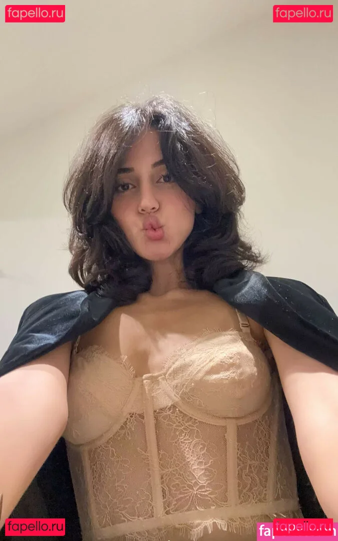 Melody Oz Onlyfans Photo Gallery 