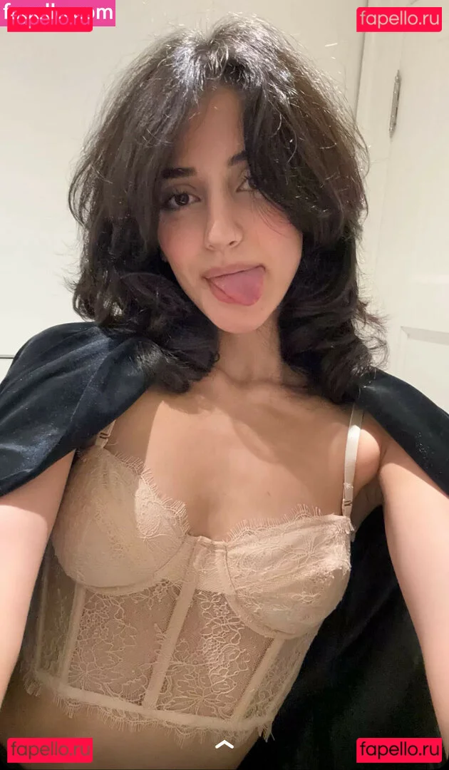 Melody Oz Onlyfans Photo Gallery 