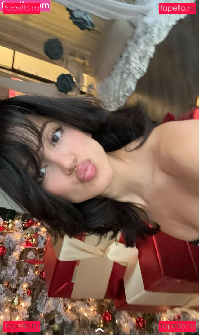 Melody Oz Onlyfans Photo Gallery 