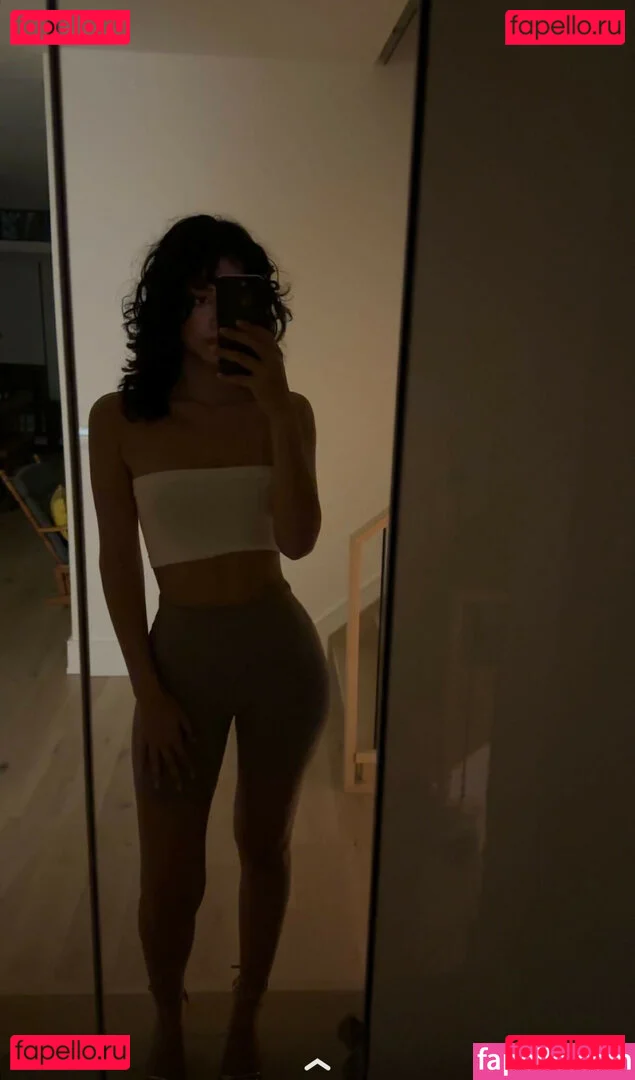 Melody Oz Onlyfans Photo Gallery 