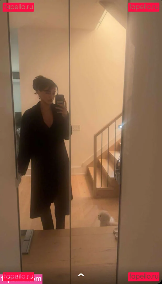 Melody Oz Onlyfans Photo Gallery 