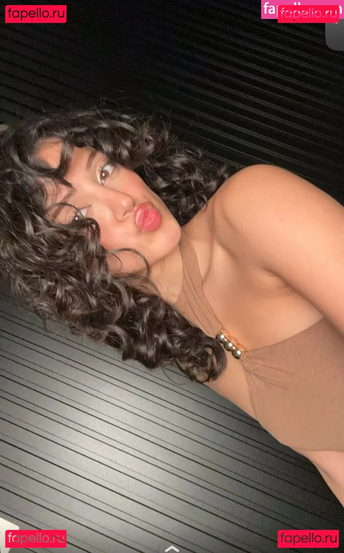 Melody Oz Onlyfans Photo Gallery 