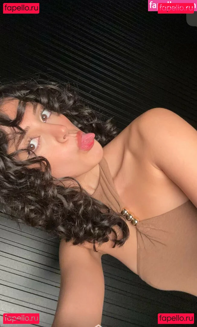 Melody Oz Onlyfans Photo Gallery 