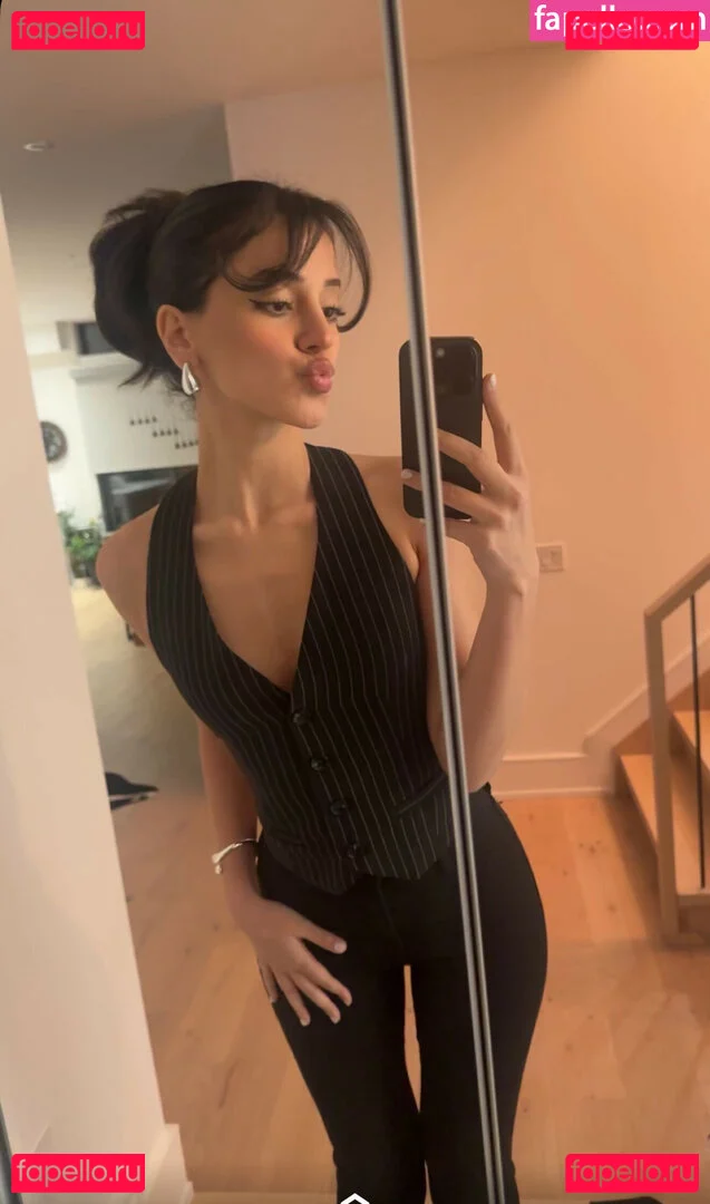 Melody Oz Onlyfans Photo Gallery 