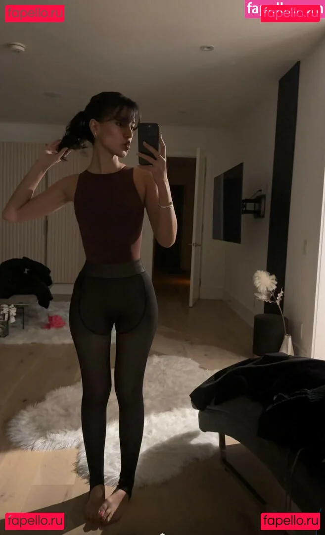 Melody Oz Onlyfans Photo Gallery 