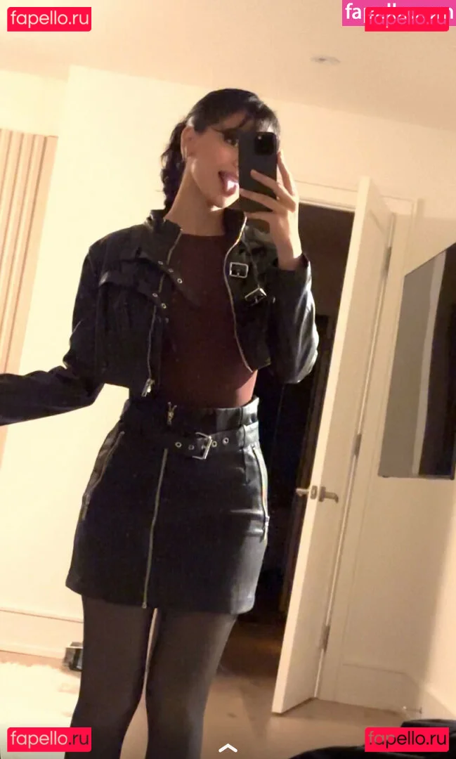 Melody Oz Onlyfans Photo Gallery 