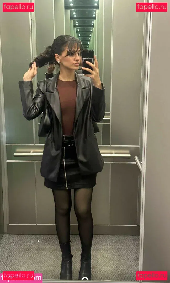 Melody Oz Onlyfans Photo Gallery 