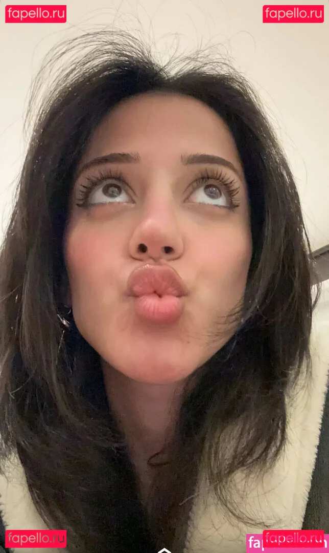 Melody Oz Onlyfans Photo Gallery 