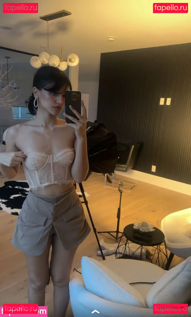 Melody Oz Onlyfans Photo Gallery 