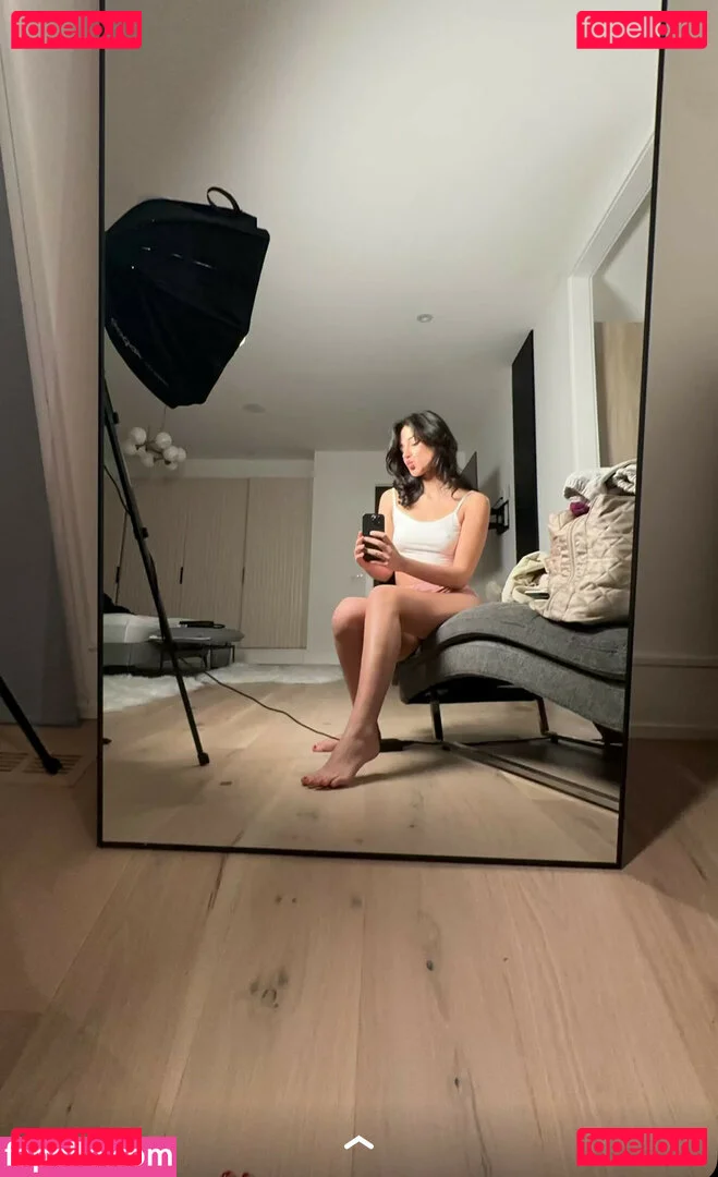 Melody Oz Onlyfans Photo Gallery 