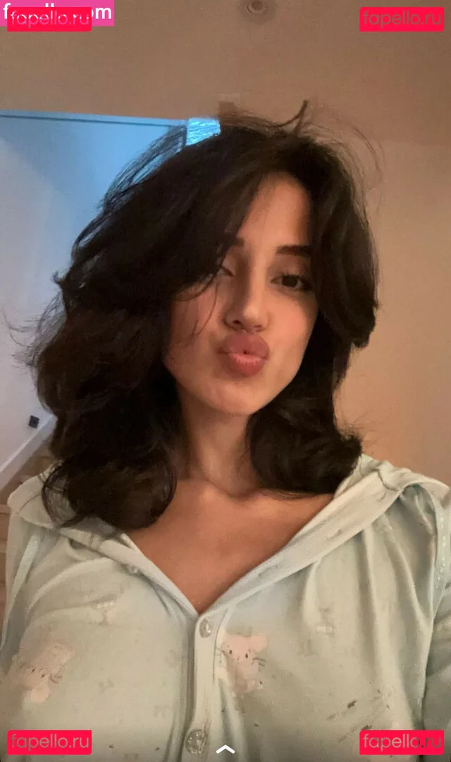 Melody Oz Onlyfans Photo Gallery 