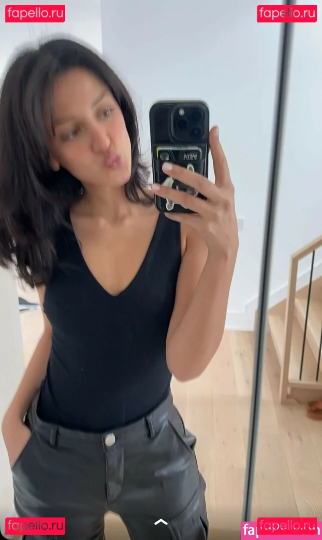 Melody Oz Onlyfans Photo Gallery 