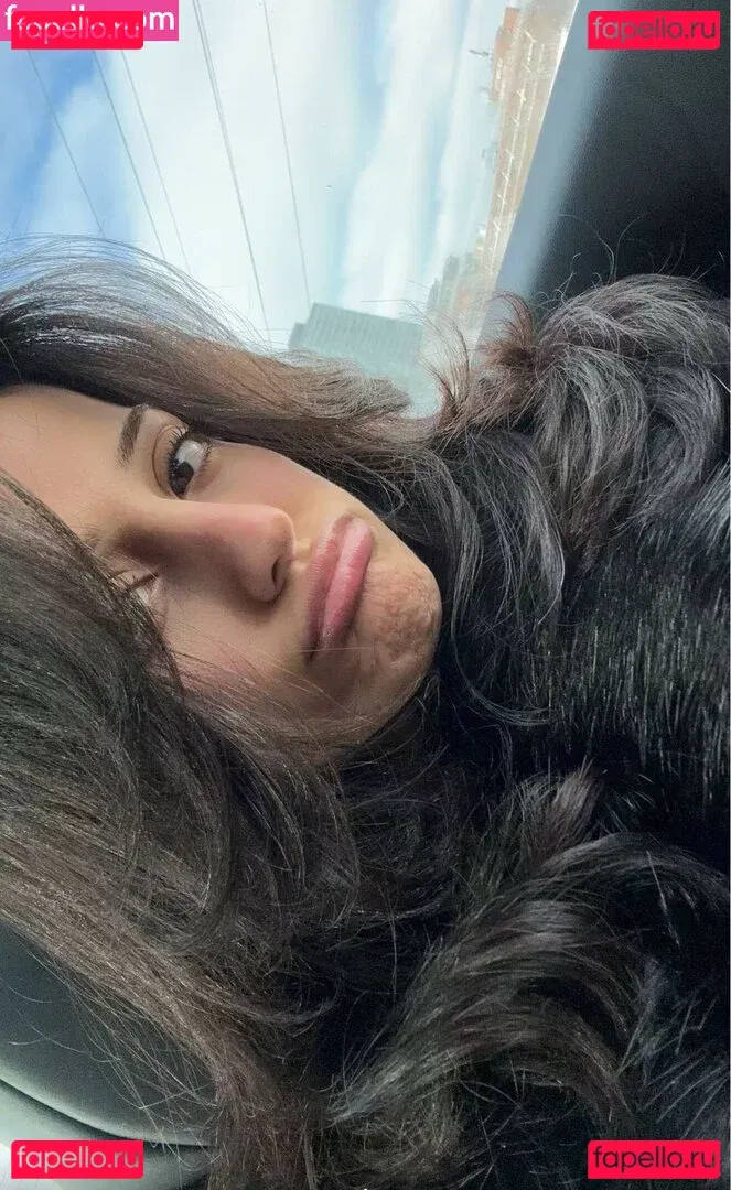 Melody Oz Onlyfans Photo Gallery 