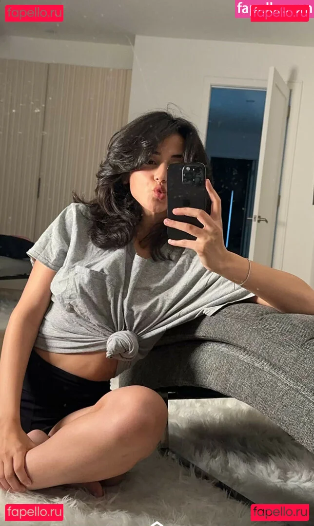 Melody Oz Onlyfans Photo Gallery 