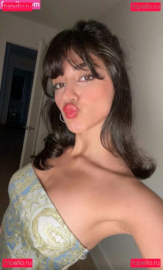 Melody Oz Onlyfans Photo Gallery 