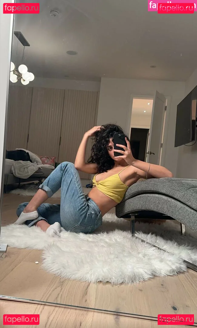 Melody Oz Onlyfans Photo Gallery 