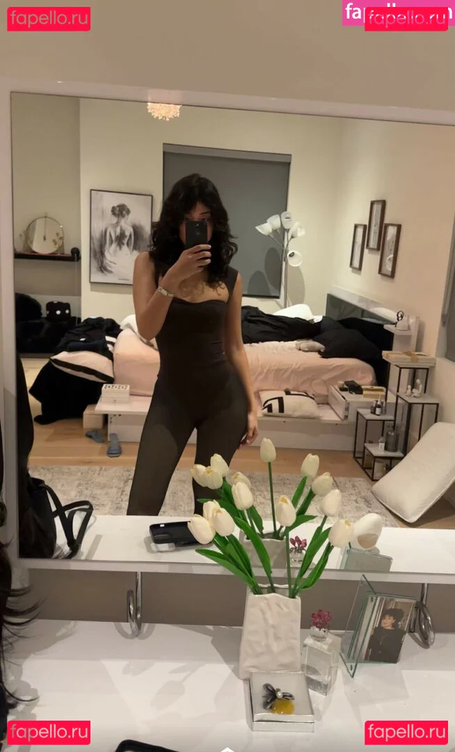 Melody Oz Onlyfans Photo Gallery 