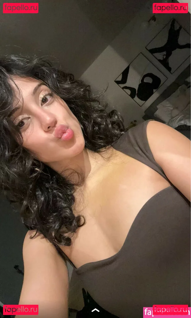 Melody Oz Onlyfans Photo Gallery 