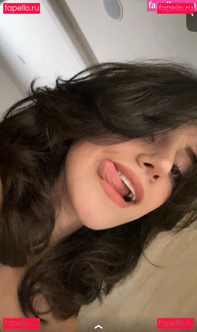 Melody Oz Onlyfans Photo Gallery 