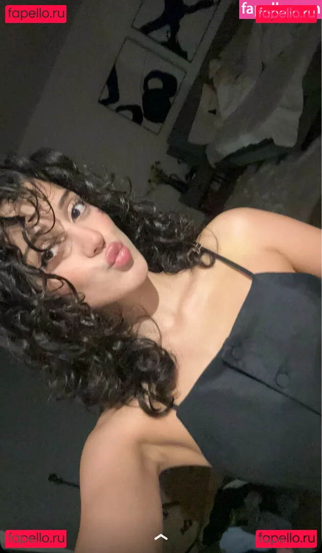 Melody Oz Onlyfans Photo Gallery 