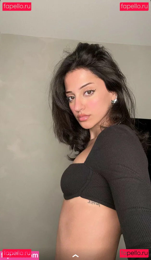 Melody Oz Onlyfans Photo Gallery 