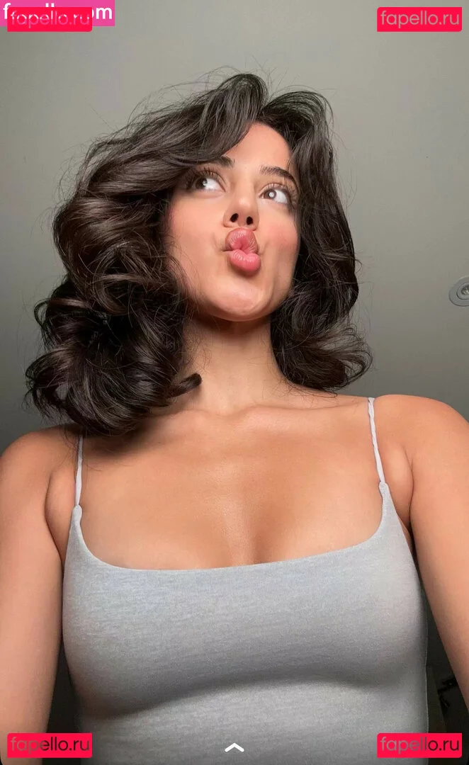 Melody Oz Onlyfans Photo Gallery 