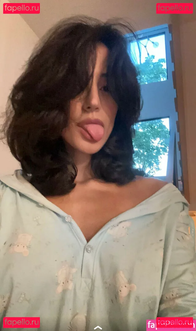 Melody Oz Onlyfans Photo Gallery 