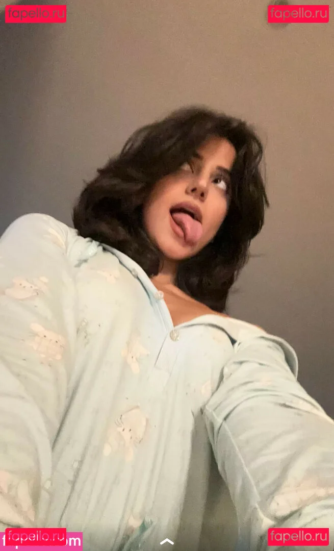 Melody Oz Onlyfans Photo Gallery 