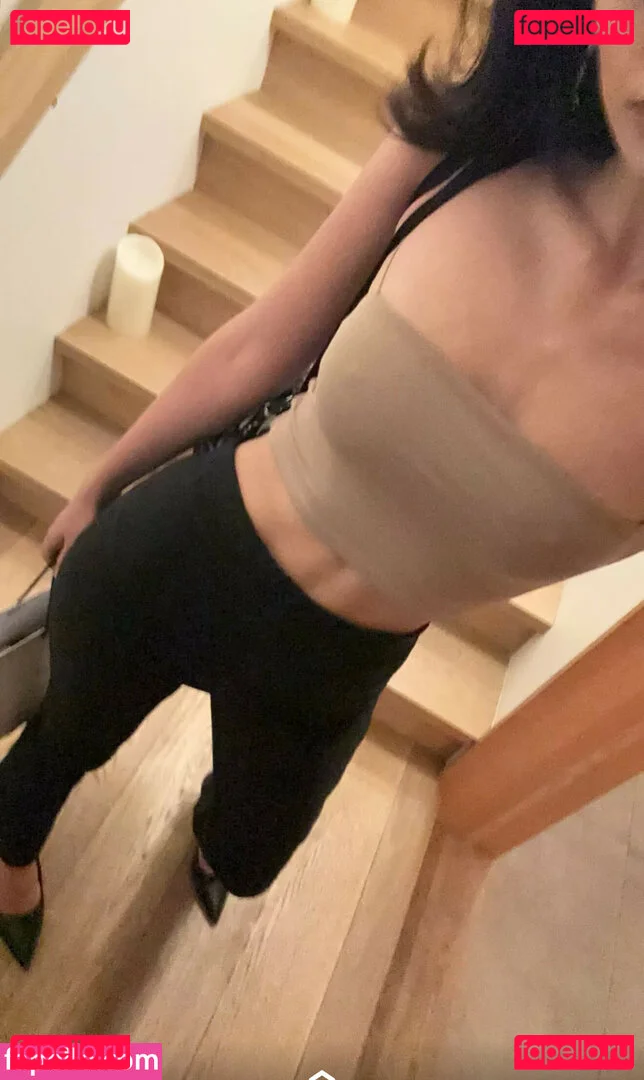 Melody Oz Onlyfans Photo Gallery 