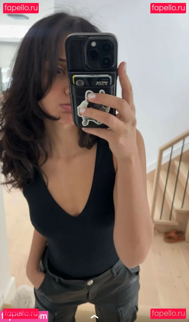 Melody Oz Onlyfans Photo Gallery 