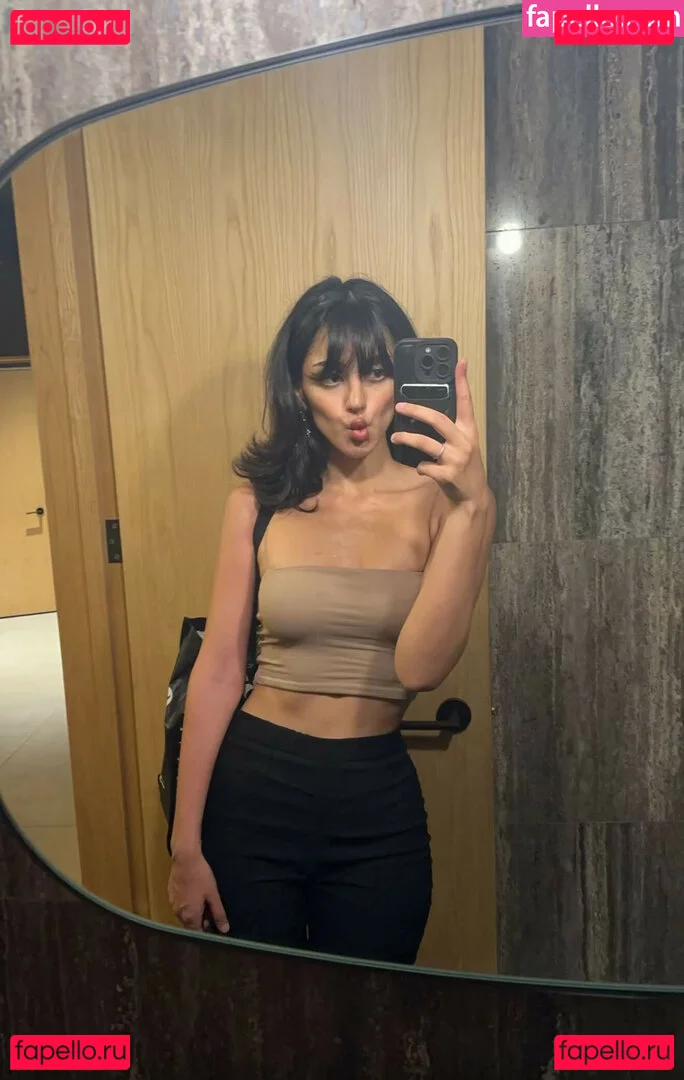 Melody Oz Onlyfans Photo Gallery 