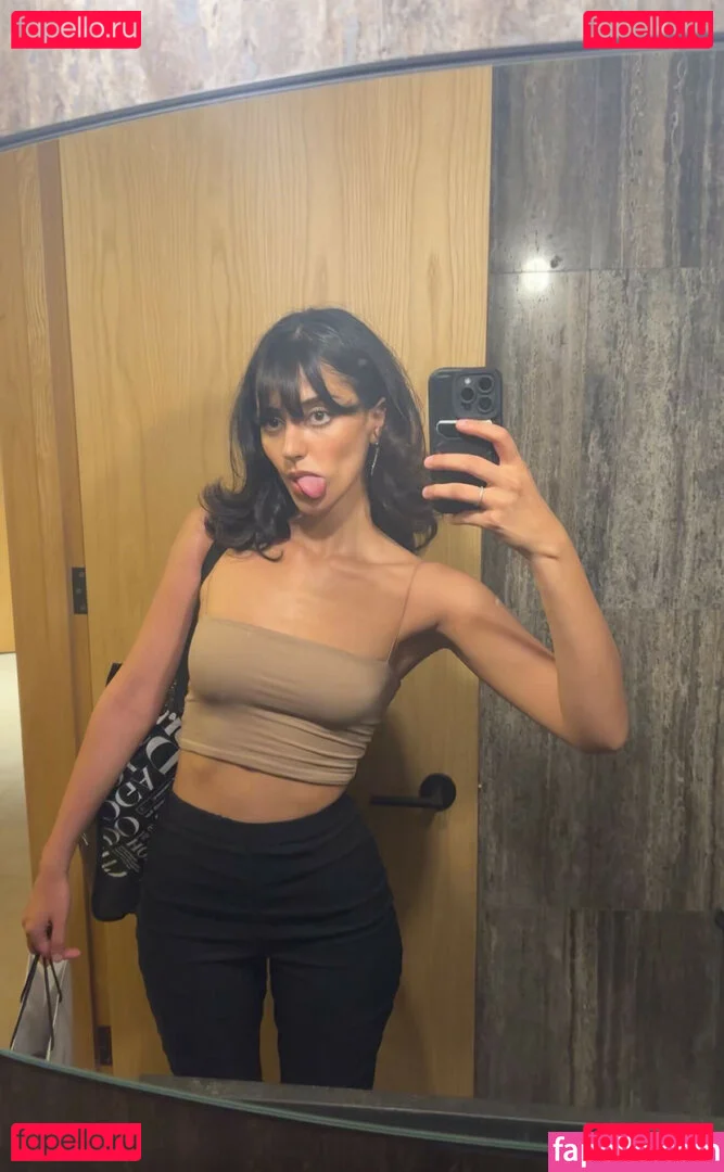 Melody Oz Onlyfans Photo Gallery 