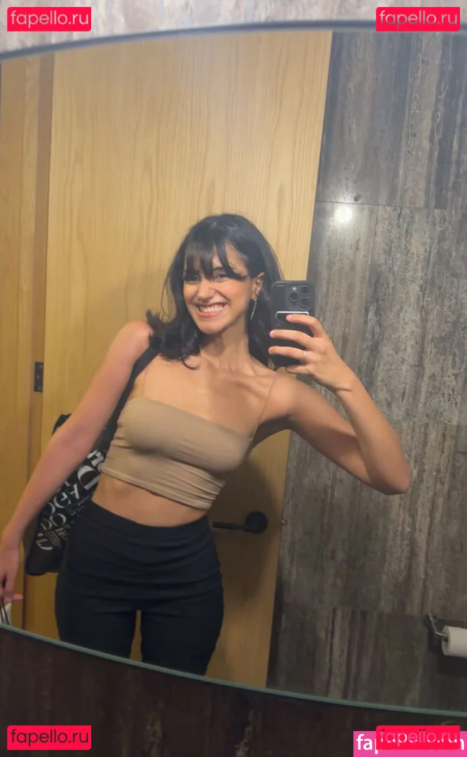 Melody Oz Onlyfans Photo Gallery 