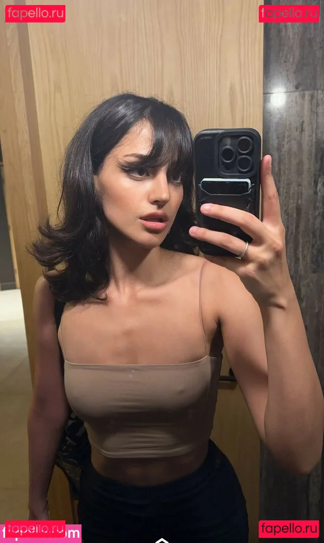 Melody Oz Onlyfans Photo Gallery 